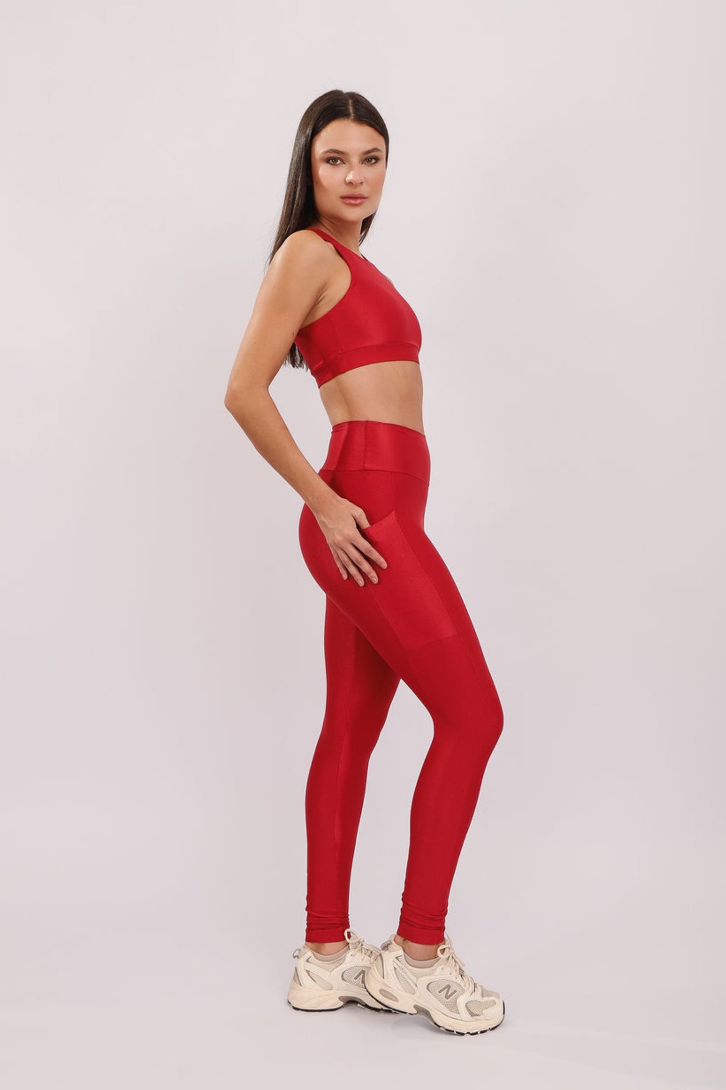 Conjunto Top Laced + Legging Pocket Cherry