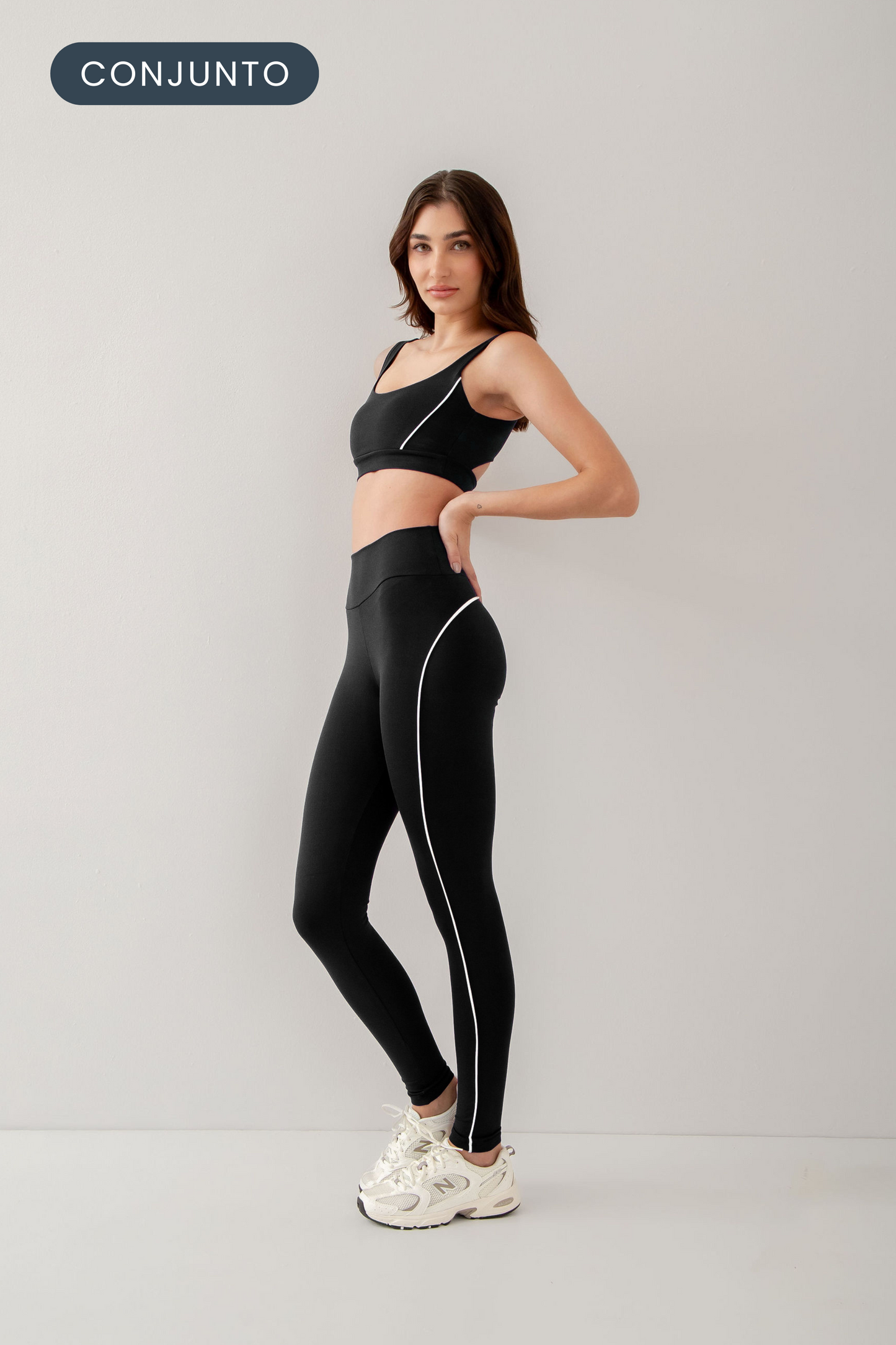 Conjunto Legging Contour + Top Wave P&B