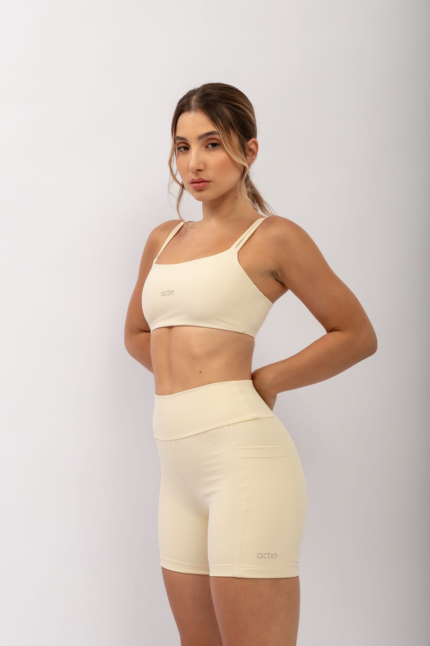 Top Strap Cream
