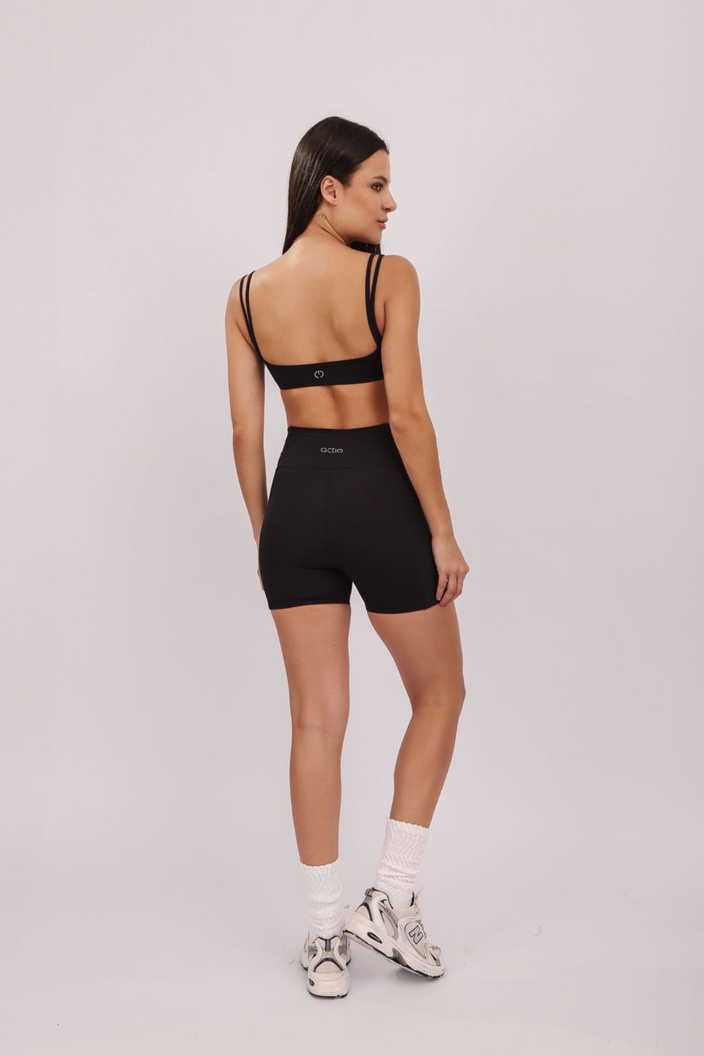 Conjunto Top Strap + Short Pocket Black