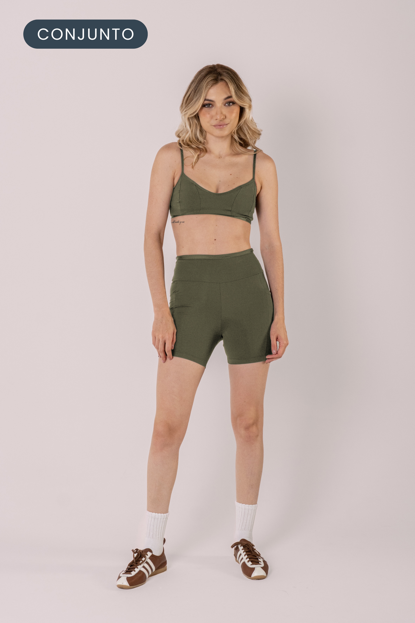 Conjunto Short Move Militar + Top Slim Militar